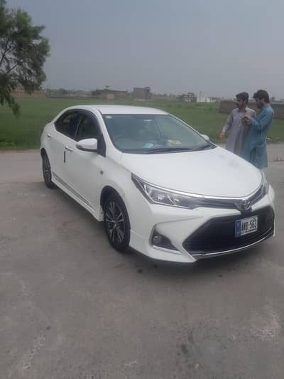 Corolla Altis