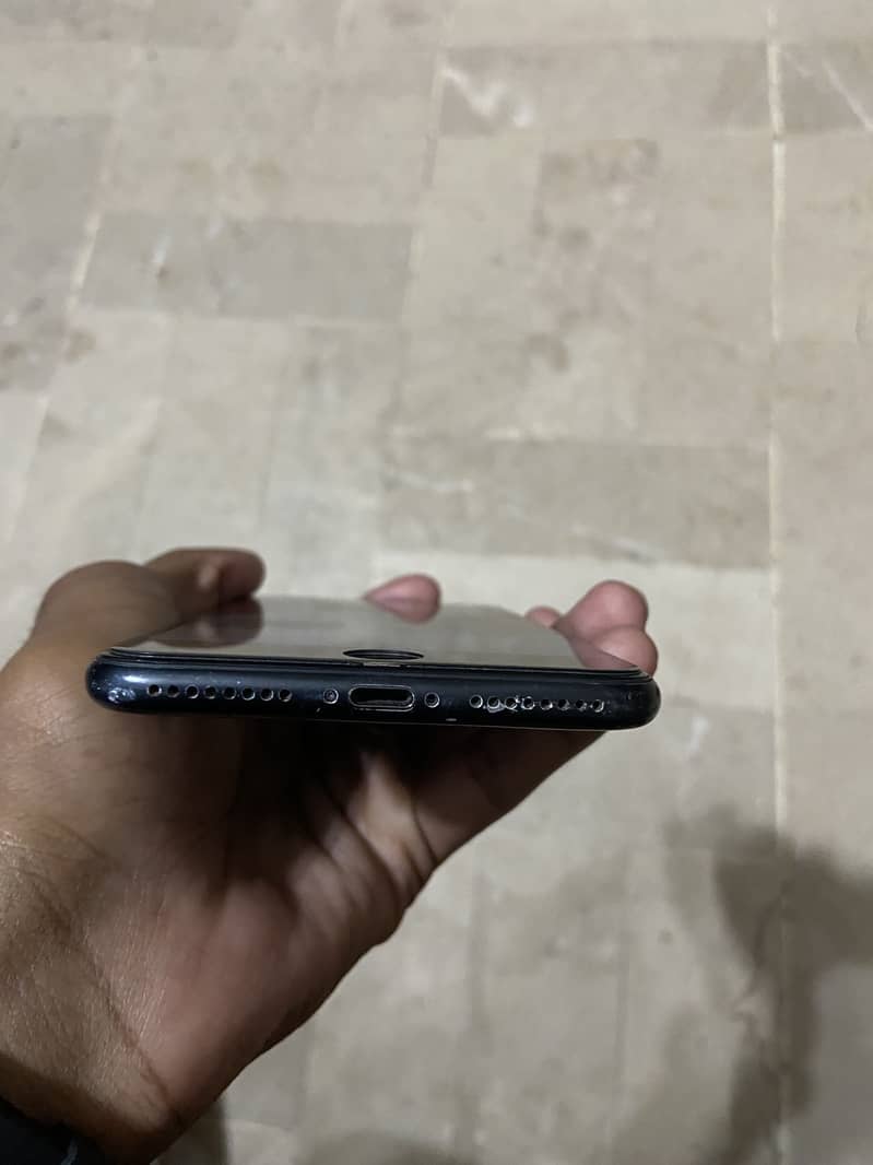 iPhone 7 Plus 0