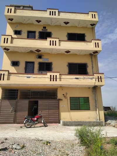Triple story house for sale 10 bedrooms 5 drawing rooms 5 kitchens