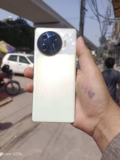 Tecno spark 20 pro plus urgent sale