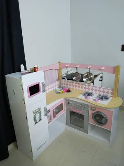 wooden kitchen set