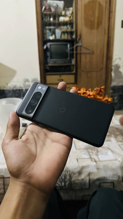 Google pixel 8 pro