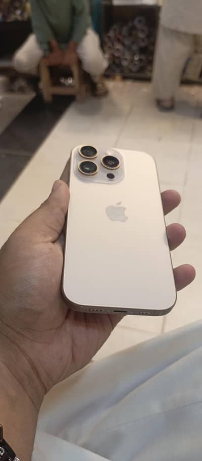 I phone 16 pro sim lock LLA model