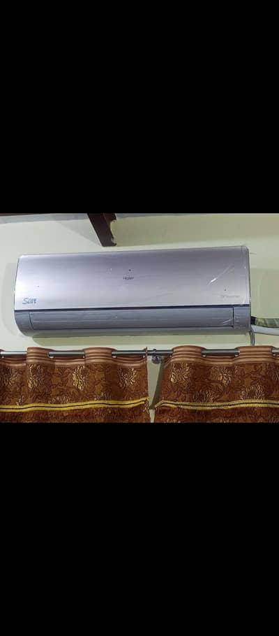 haier 1.5 ton DC inverter only 1.5 season used hovia ha brand new