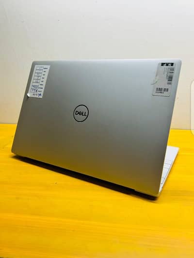 DELL XPS 9320