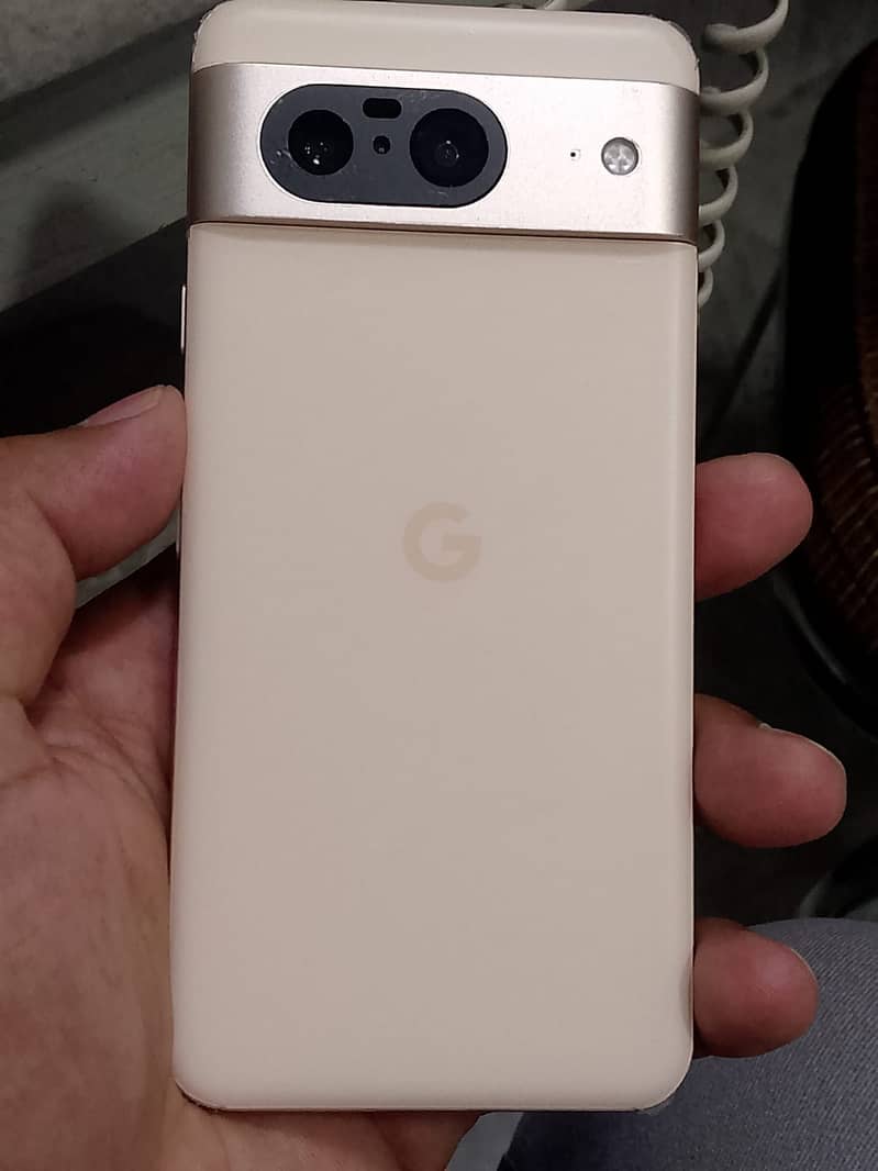 Google pixel 8 1