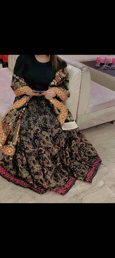 lehnga and shirt condition 10 by 10