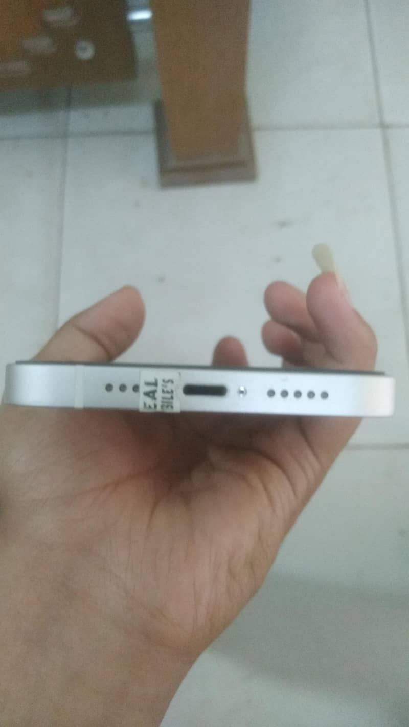 iphone 12 2