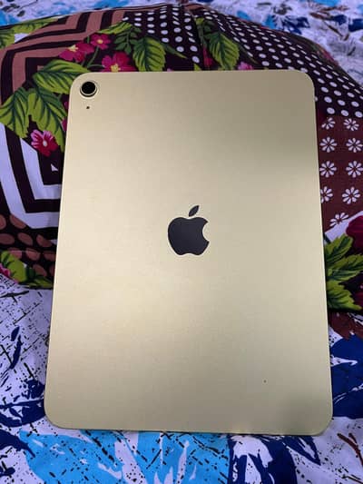 Apple 11th generation ipad A16 Gold Colour