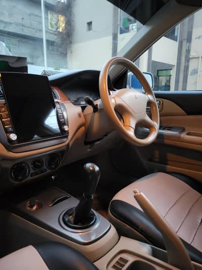 Mitsubishi lancer GLX SR 1.6 2005 with sunroof