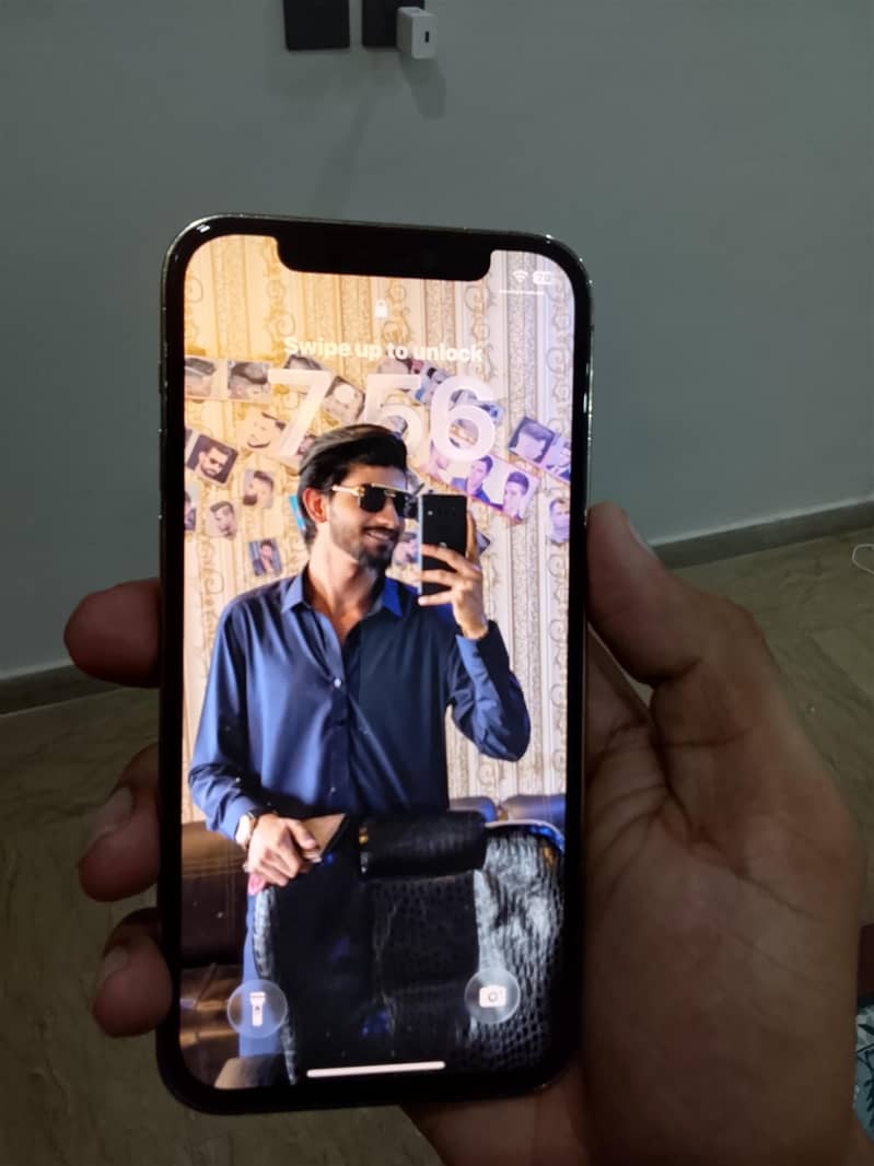 Apple iPhone 12 Pro 1