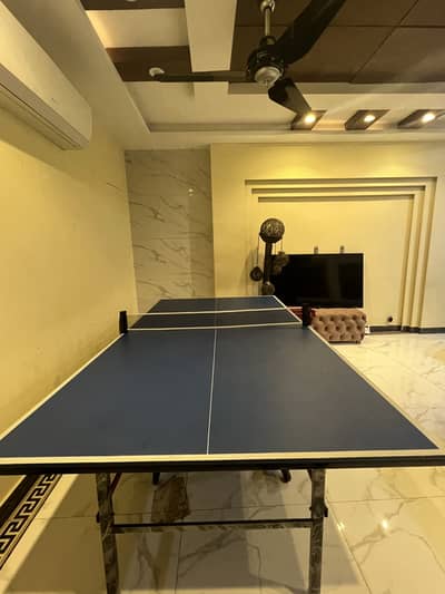 Table tennis 8 wheels table with Net and 2 Rackets