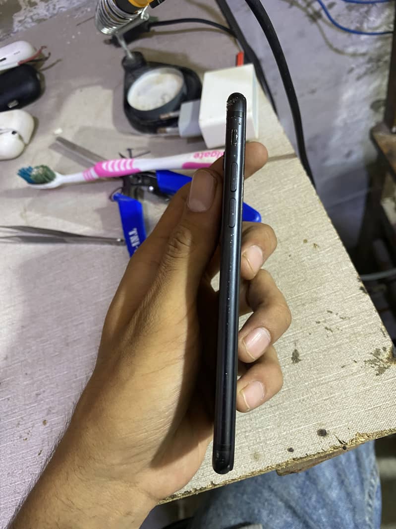 iPhone 7 2