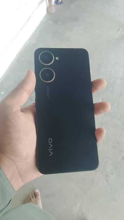 vivo y03 10/10