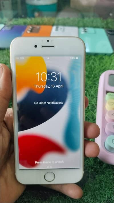 iphone 6s 64 gb PTA approved My WhatsApp number 0370.7634975