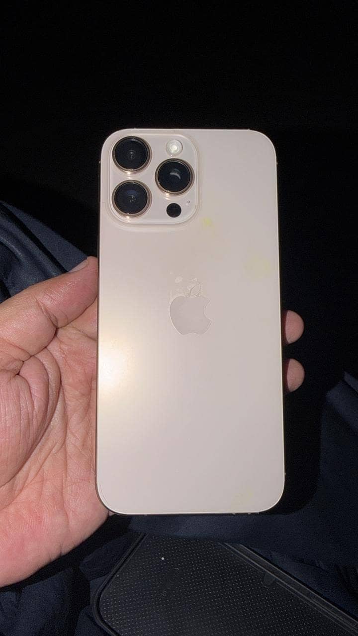 iPhone 16pro max 0