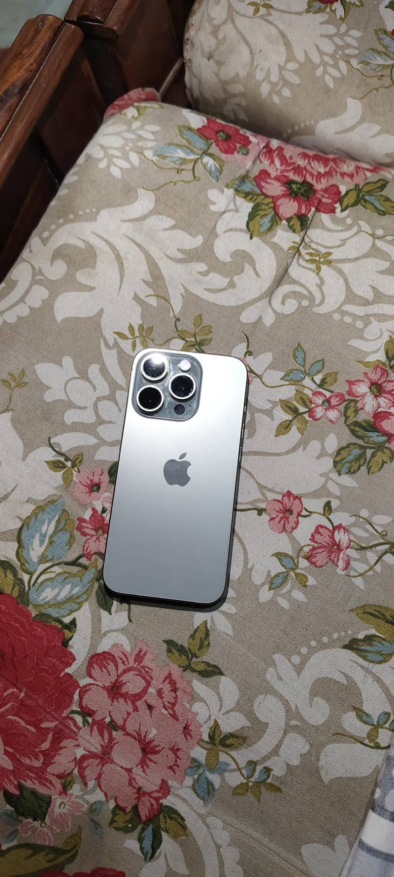 iphone 15pro 0