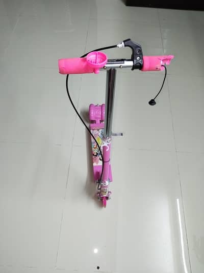 girls scooty