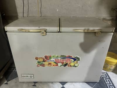 Toshiba double door freezer every thing is ok