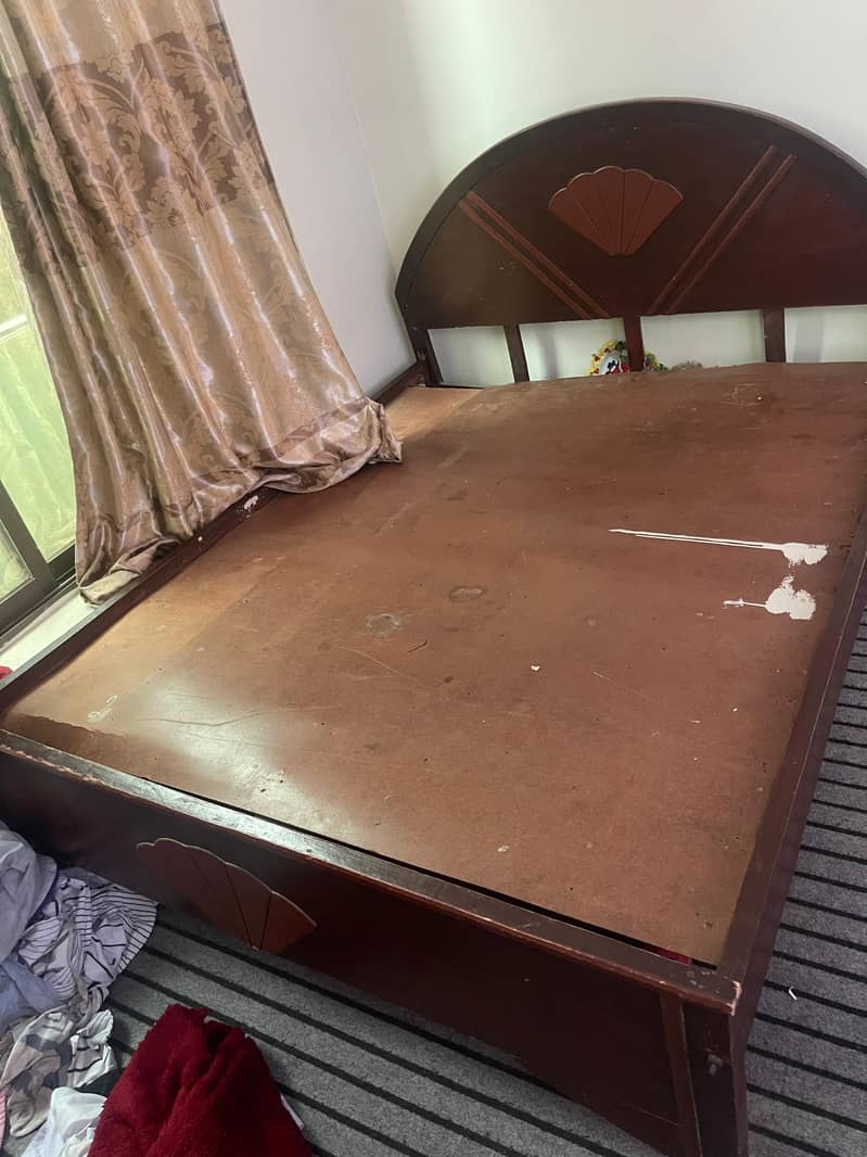 used bed 0