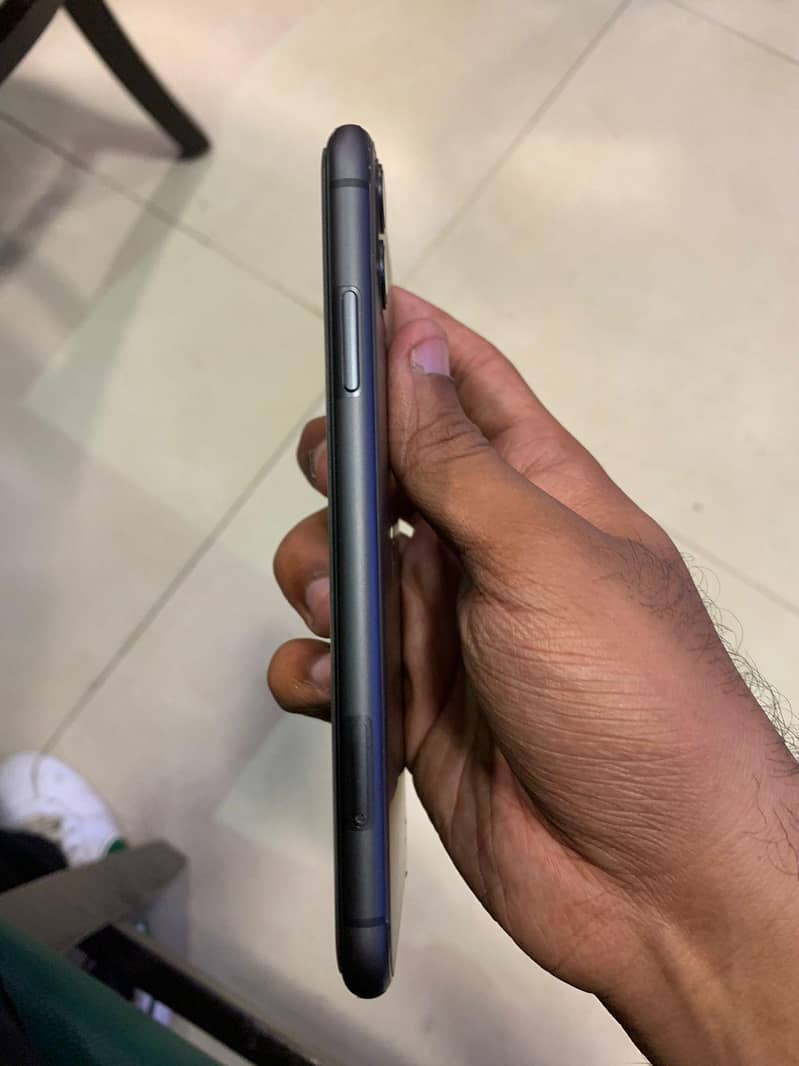 Iphone 11 4