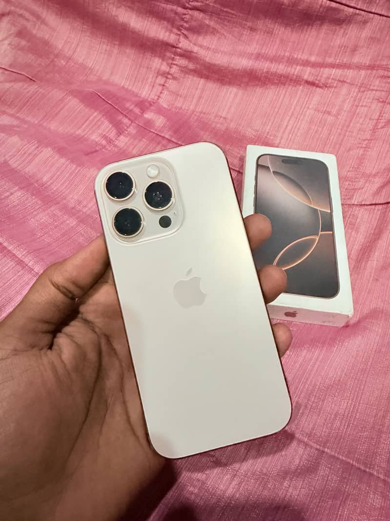 iPhone 16 pro 2