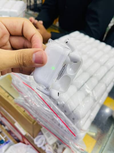 Bluetooth Earbuds With Charging Case