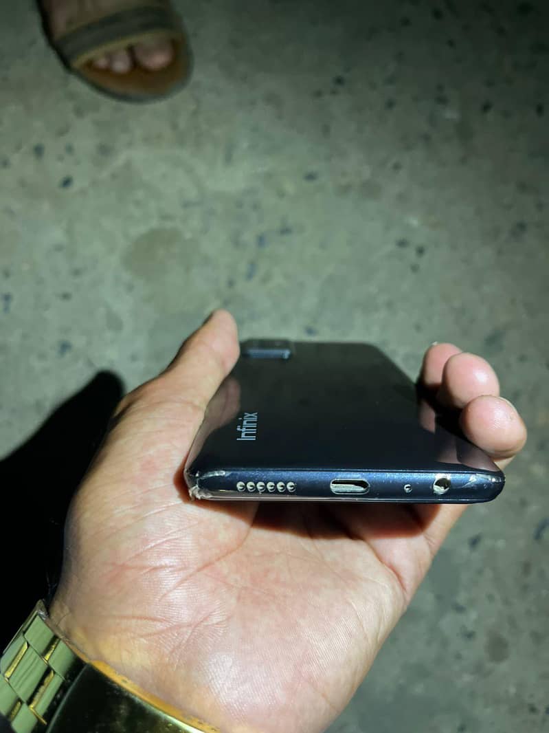 INFINIX NOTE 10 5