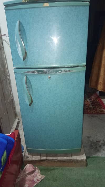 Waves refrigerator