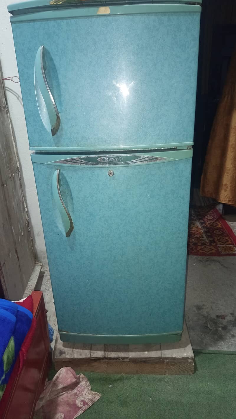 Waves refrigerator 0