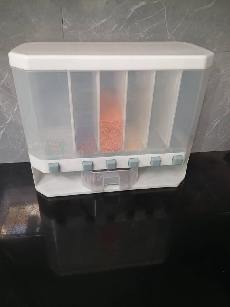 dispenser 2
