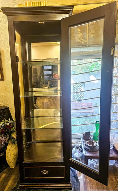 Wooden Display Cabinet. Ideal for decoration items display.