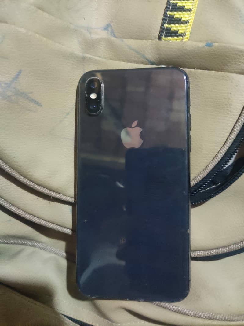iphone x. 10/10 1