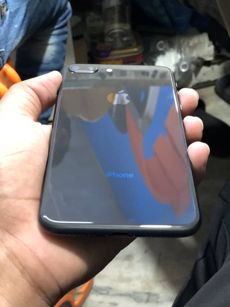 Iphone 8 plus 1