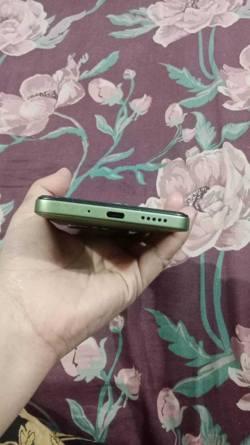 bhetreen mobile hai 2
