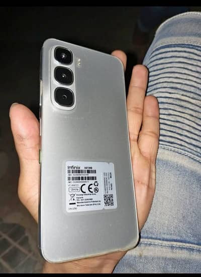 infinix hot 60 i only mob with original charger. . .