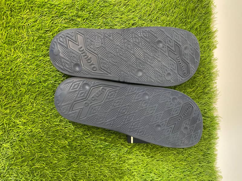 Comfortable Everyday Slippers – Soft & Durable 4