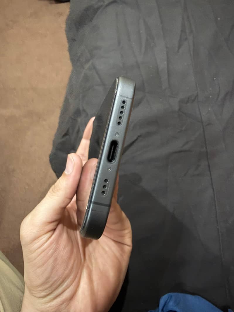 Apple iPhone 17 3