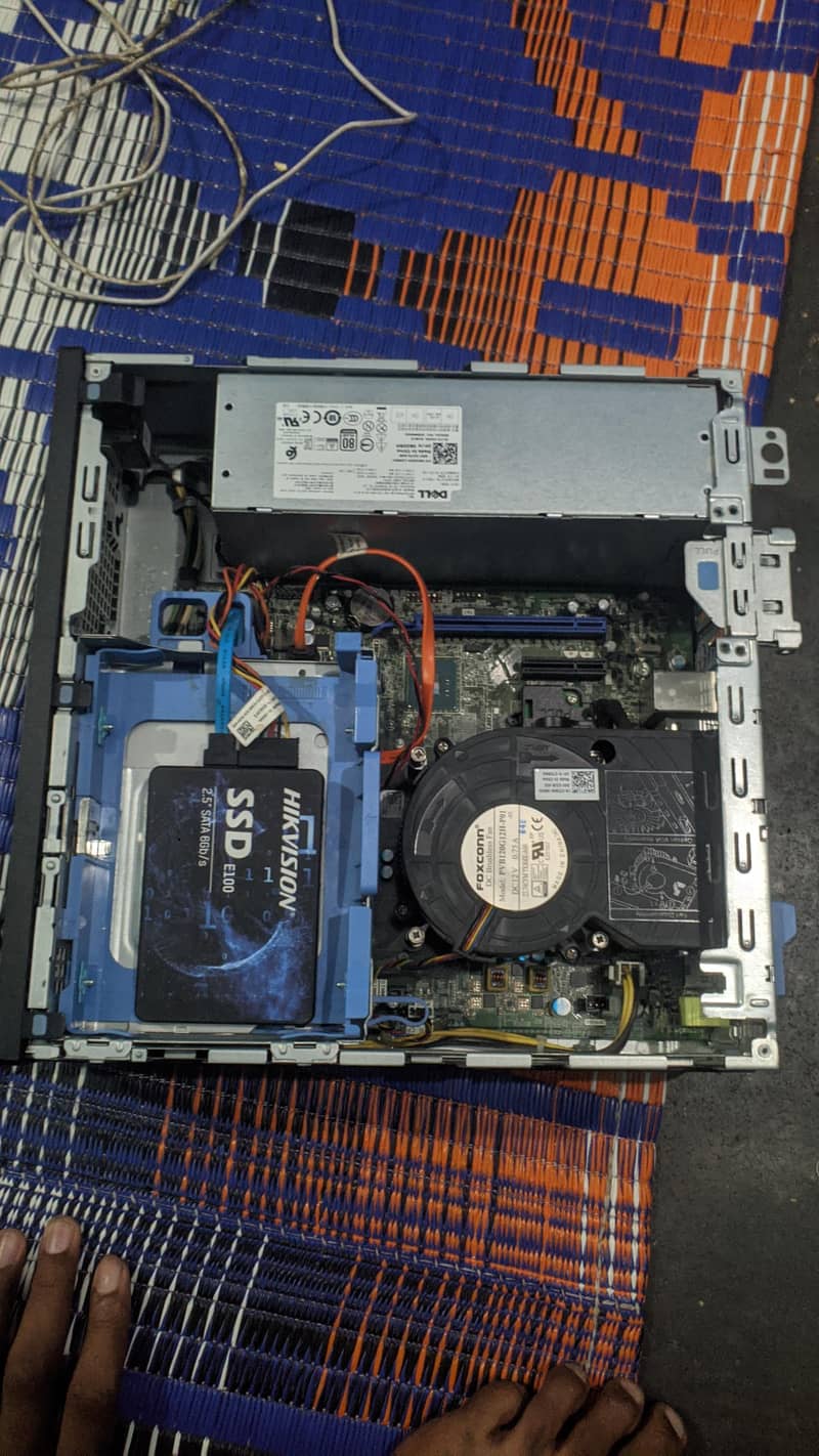 dell desktop cpu computer pc 1