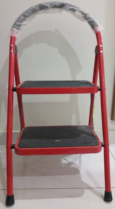 2-Step Folding Step Stool / Mini Ladder - Excellent Condition