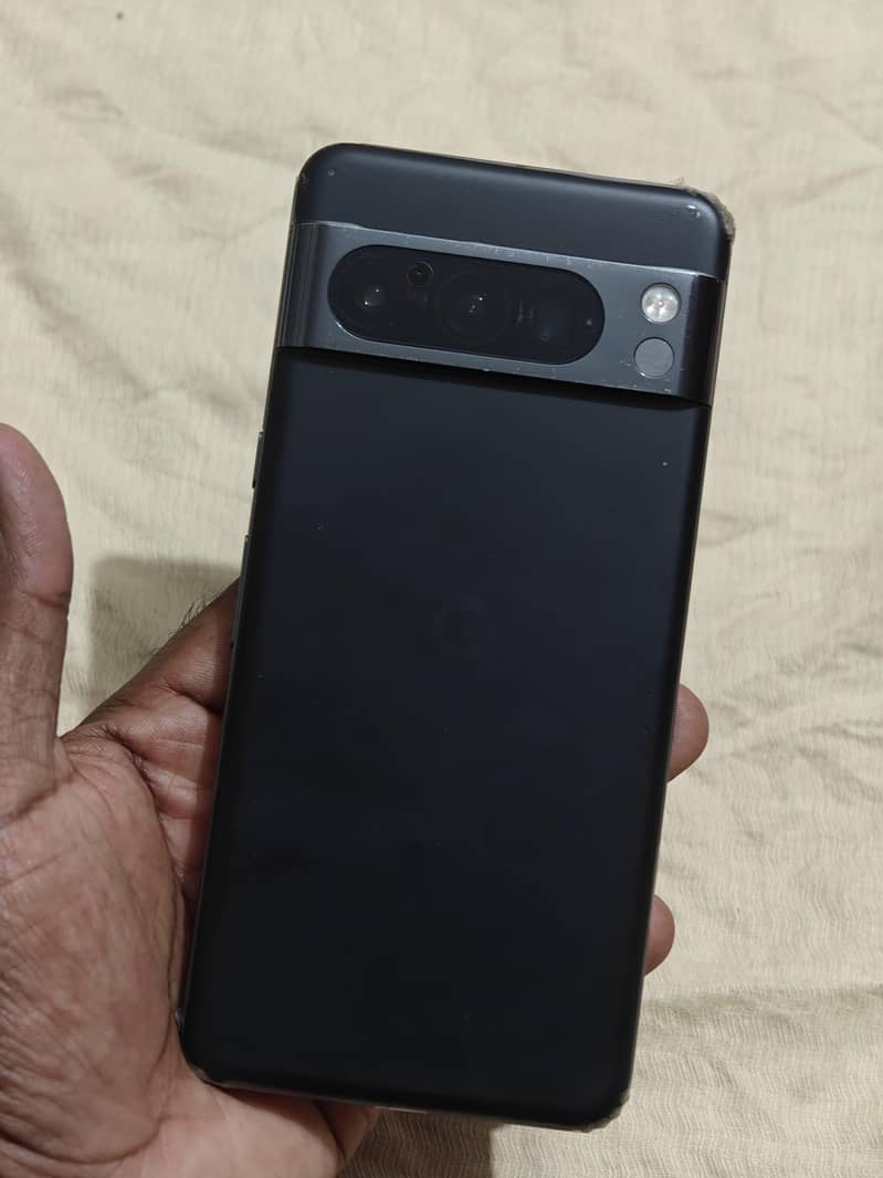 Google pixel 8 pro 2