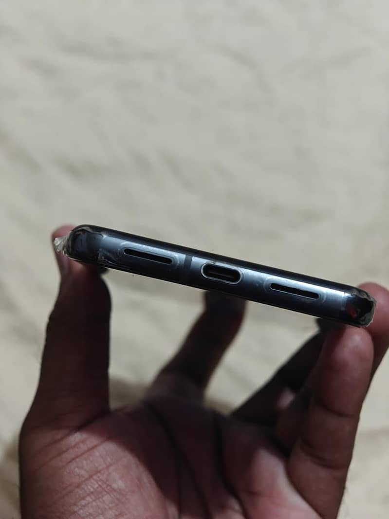 Google pixel 8 pro 9
