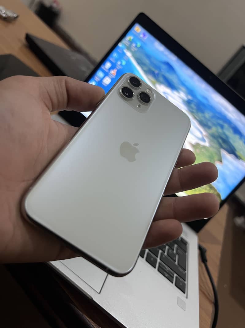 Iphone 11 pro 9