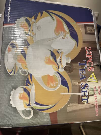 22 pieces fine proclain tea set