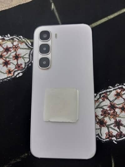new modal Infinix hot 60 pro   new mobile ha used 25 days