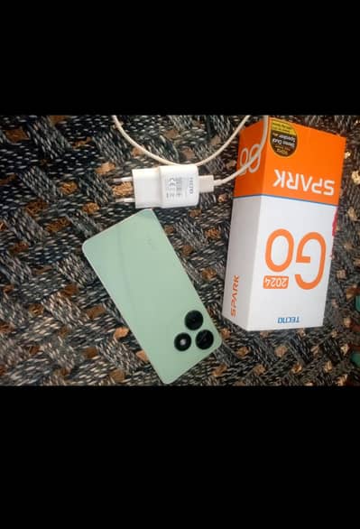 Tecno spark go 4/64