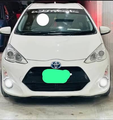Toyota aqua 2015 18 modle