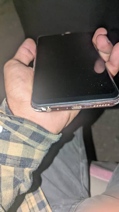 vivo y15  Ram rom. 4 64