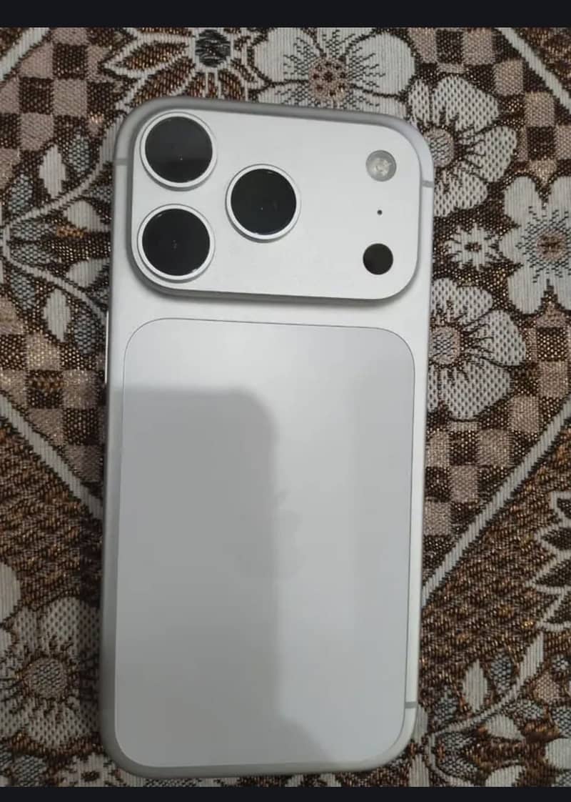 iPhone 17 pro 0