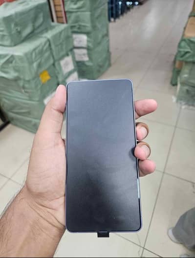 brand new Mobil 512gb 4 month sim Working